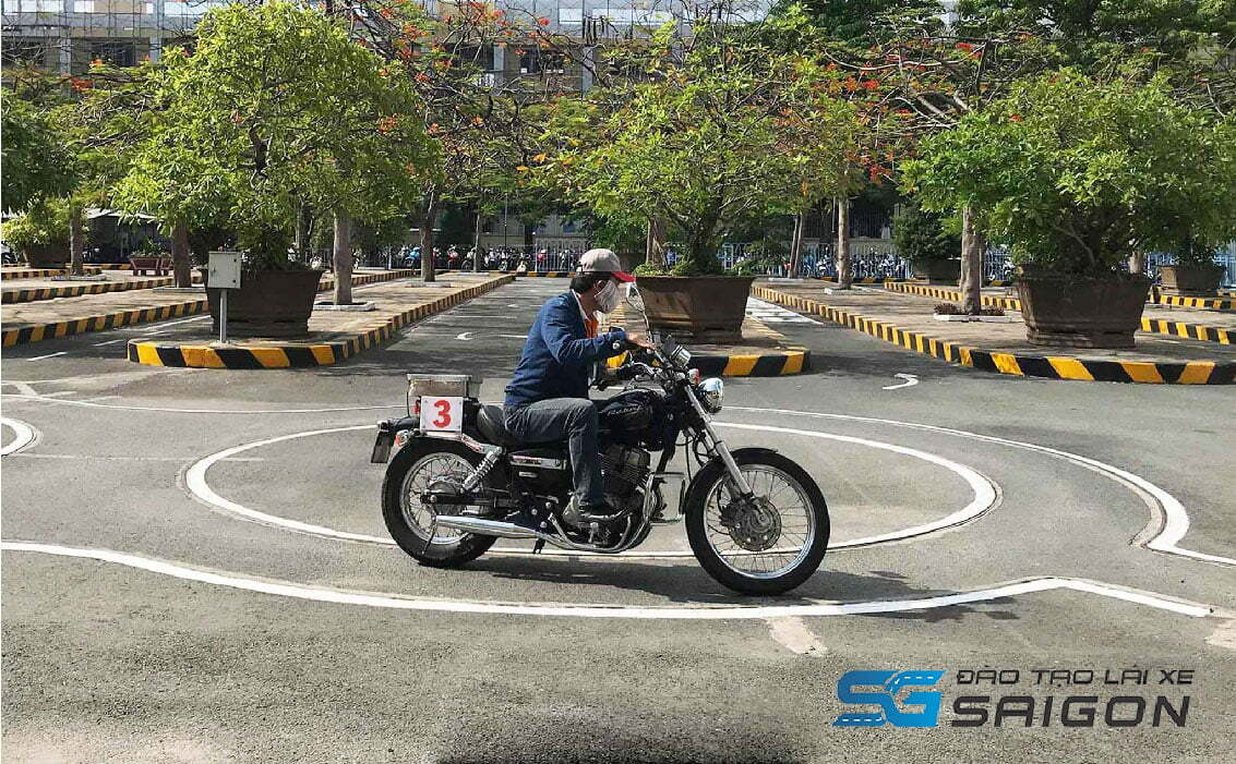 Thi bằng lái xe máy tại trường đào tạo Lái xe Sài Gòn
