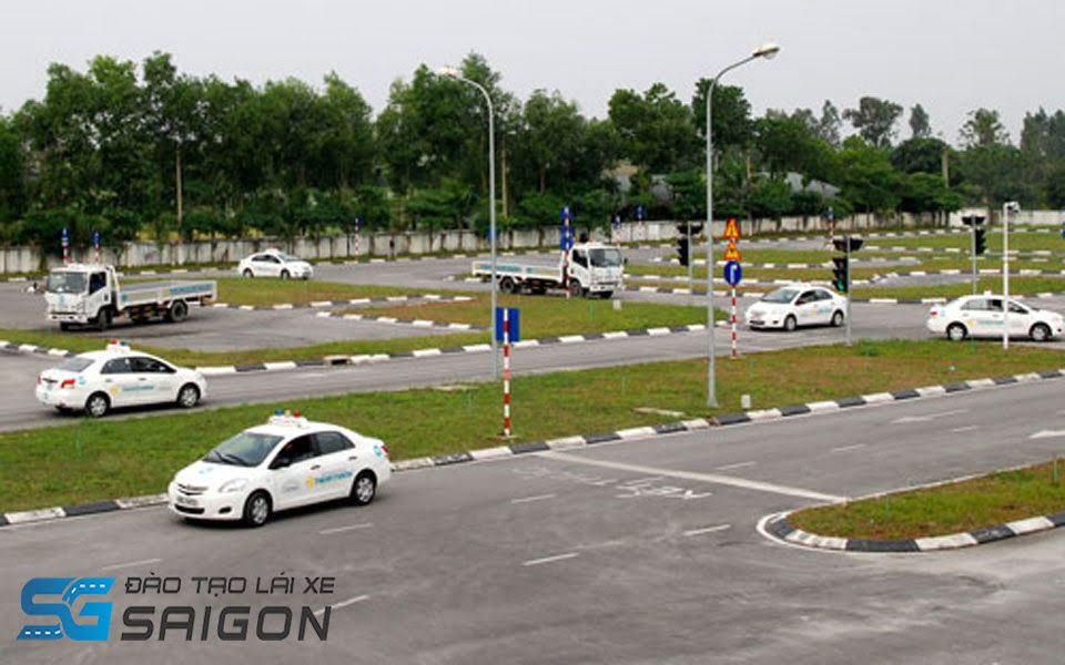 Trung tâm đào tạo lái xe ô tô Đà Nẵng STC 